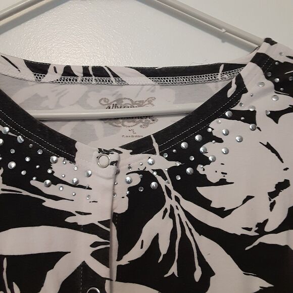Allyson Whitmore Womens XL Top Long Sleeve Snap Up Studded Black White - Picture 2 of 6
